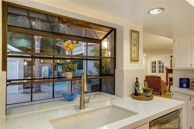 6612 Karin Pl, San Gabriel, CA 91775 - bar featuring a sink and stainless steel dishwasher