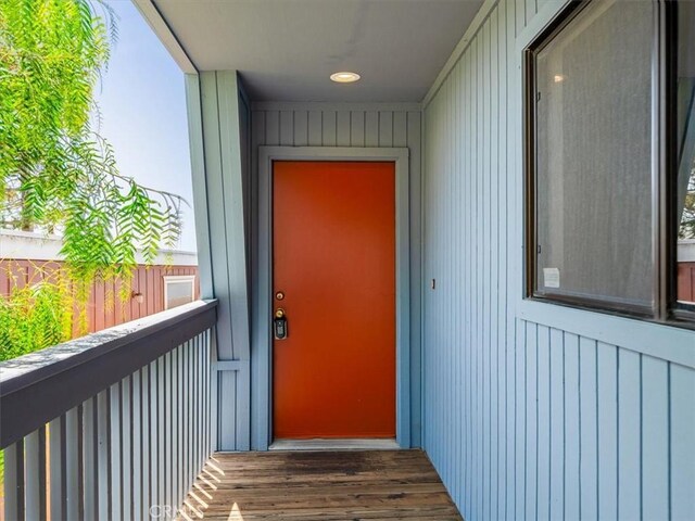 1311 15th St, Los Osos, CA 93402 - entrance to property with a balcony