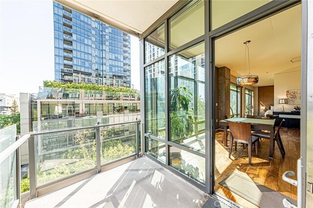 1111 S Grand Ave Unit 518, Los Angeles, CA 90015 - photo 27