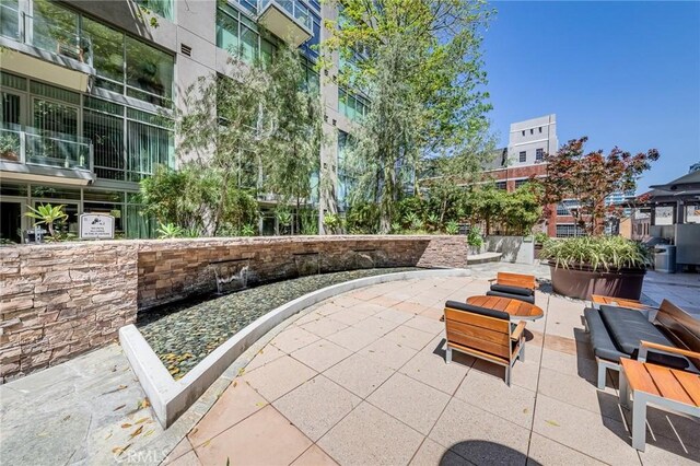 1111 S Grand Ave Unit 518, Los Angeles, CA 90015 - photo 23