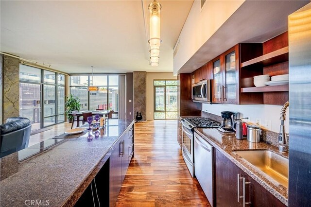 1111 S Grand Ave Unit 518, Los Angeles, CA 90015 - photo 8