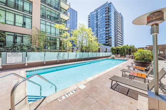 1111 S Grand Ave Unit 518, Los Angeles, CA 90015 - photo 30