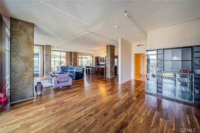 1111 S Grand Ave Unit 518, Los Angeles, CA 90015 - photo 5