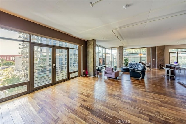 1111 S Grand Ave Unit 518, Los Angeles, CA 90015 - photo 4