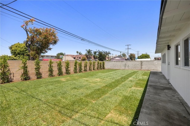 3629 W 144th St, Hawthorne, CA 90250 - view of yard