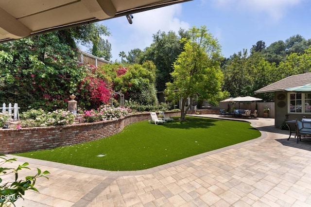 2210 Brambling Ln, Pasadena, CA 91107 - view of yard with a patio area and a putting area