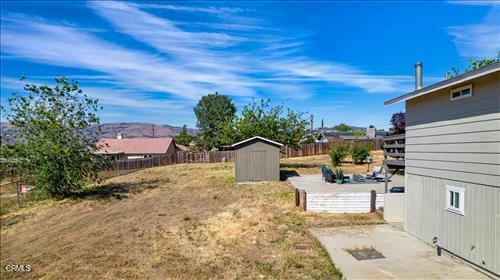 22150 Buena Vista St, Tehachapi, CA 93561 - view of yard with a storage shed