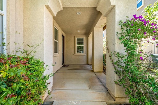 4127 Poplar Cir, Lake Elsinore, CA 92530 - view of exterior entry featuring stucco siding