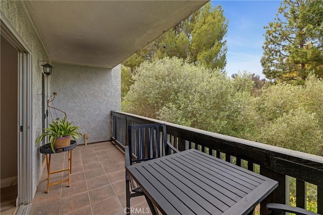 3605 W Hidden Ln Unit 307, Rolling Hills Estates, CA 90274 - balcony featuring outdoor dining space