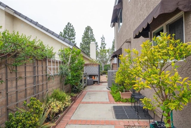 4 Amherst, Laguna Niguel, CA 92677 - view of yard with a patio area