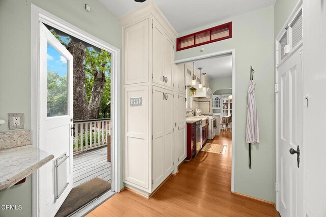 346 Stedman Pl, Monrovia, CA 91016 - doorway featuring light wood-style flooring