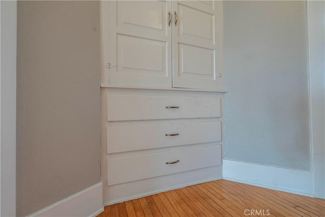 1914 S W View St, Los Angeles, CA 90016 - view of closet