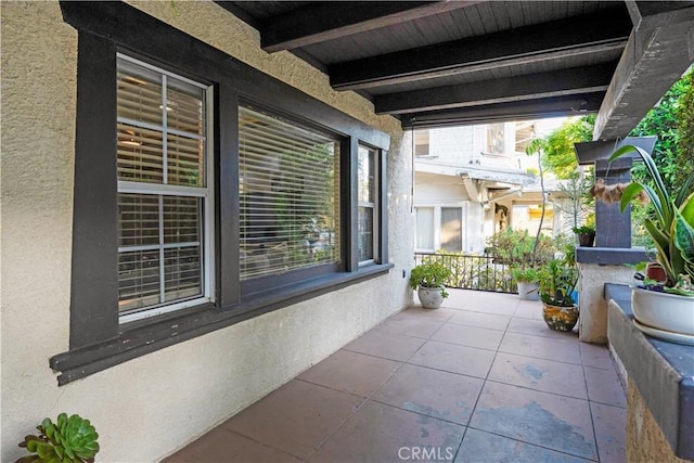 1914 S W View St, Los Angeles, CA 90016 - view of patio / terrace