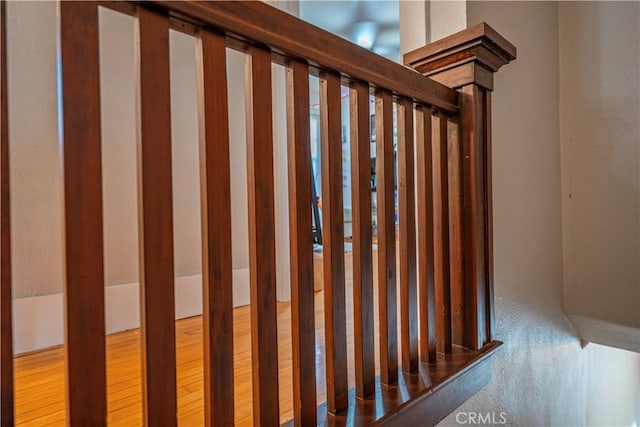 1914 S W View St, Los Angeles, CA 90016 - view of staircase