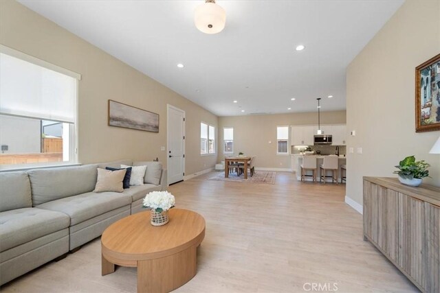 176 Tango Way, San Luis Obispo, CA 93401 - living area with light wood finished floors and recessed lighting