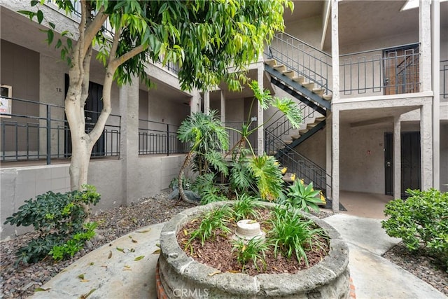 3505 Angelucci St Unit 2E, San Diego, CA 92111 - view of home's community with stairs