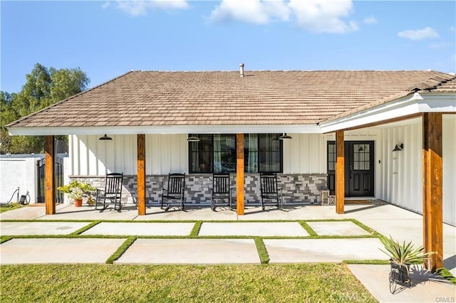 2416 Hialeah Cir, Norco, CA 92860 - back of property with board and batten siding and a porch