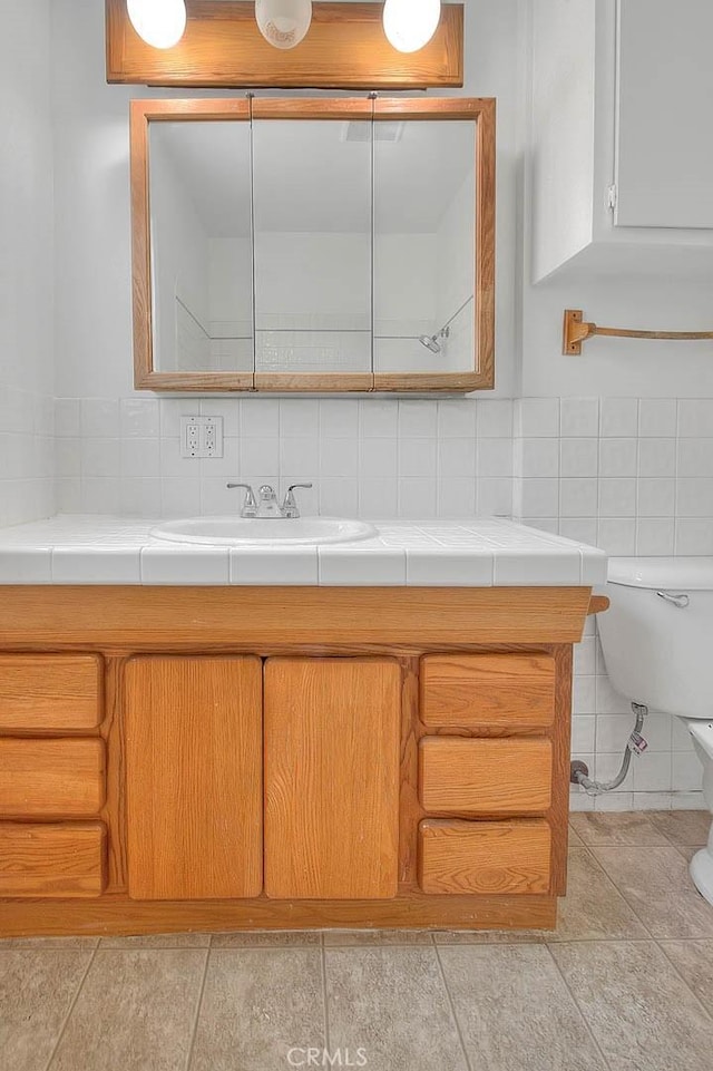 11206 Quinn St, Downey, CA 90241 - bathroom featuring vanity and toilet