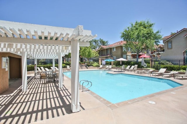 45 Via Hermosa, Rancho Santa Margarita, CA 92688 - community pool with a pergola and a patio