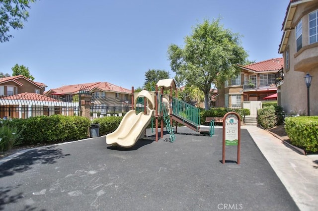 45 Via Hermosa, Rancho Santa Margarita, CA 92688 - communal playground with a residential view