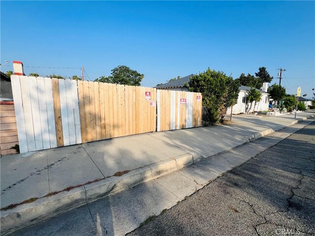 582 25th, San Bernardino, CA 92405 - photo 28