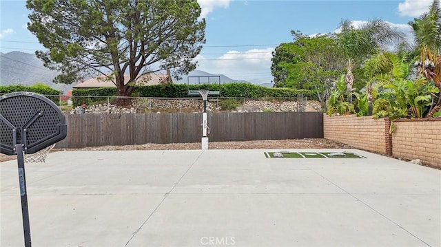 7906 Appaloosa Ct, Rancho Cucamonga, CA 91701 - view of patio / terrace