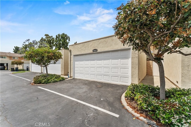 17878 La Lima St, Fountain Valley, CA 92708 - view of garage