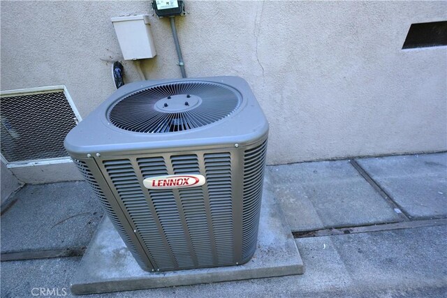 11514 Beverly Blvd, Whittier, CA 90601 - exterior view of a central air condition unit and stucco siding