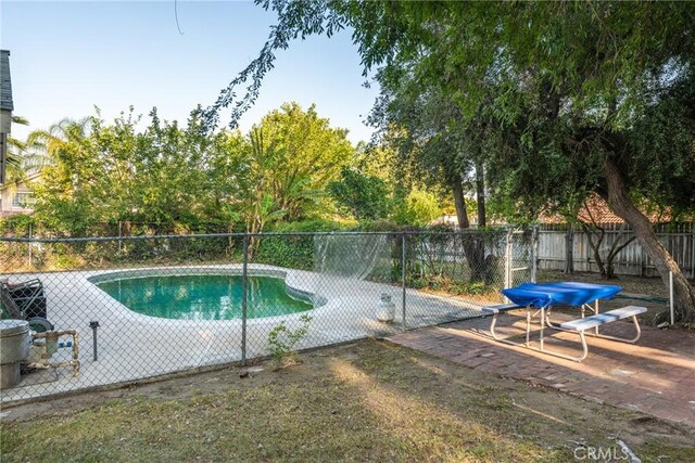 751 S Linden Ave, Bloomington, CA 92316 - photo 41