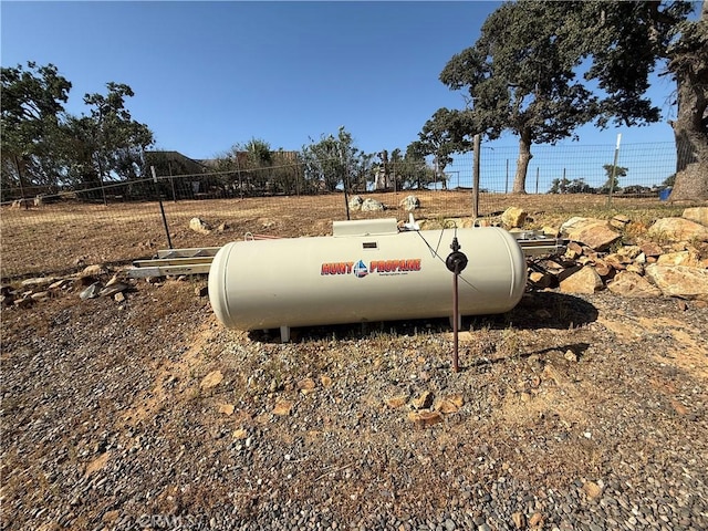 9307 Banderilla Dr, La Grange, CA 95329 - exterior view of propane tank