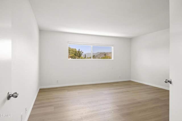 196 Mariposa Dr, Camarillo, CA 93012 - unfurnished room featuring light wood-style flooring and baseboards