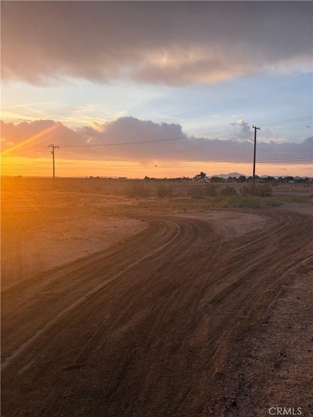 10420 Kiowa Rd, Apple Valley, CA 92308