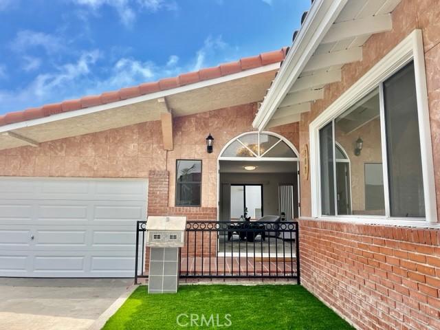 303 N Wycliff Ave, San Pedro, CA 90732 - photo 25