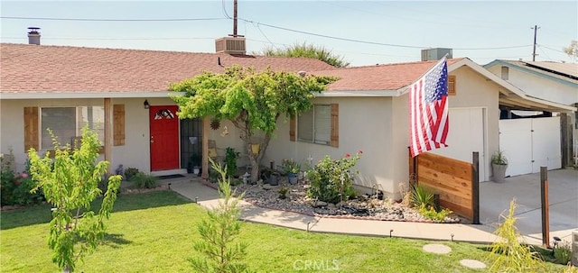 3833 Kennedy St, Le Grand, CA 95333 - ranch-style house with a front lawn, stucco siding, central AC, and a shingled roof