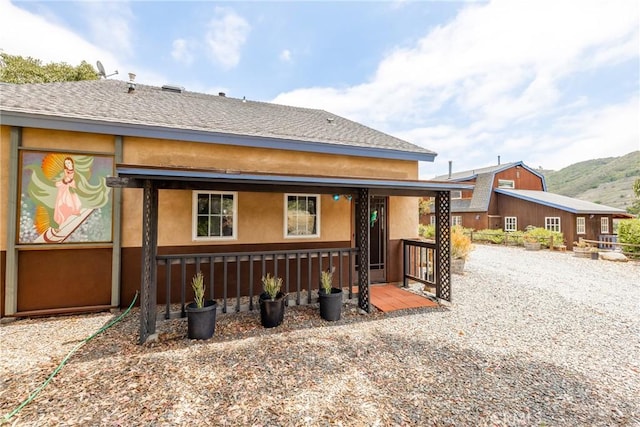 335 Rainbow Crest Rd, Fallbrook, CA 92028 - view of front of house featuring stucco siding and a mountain view