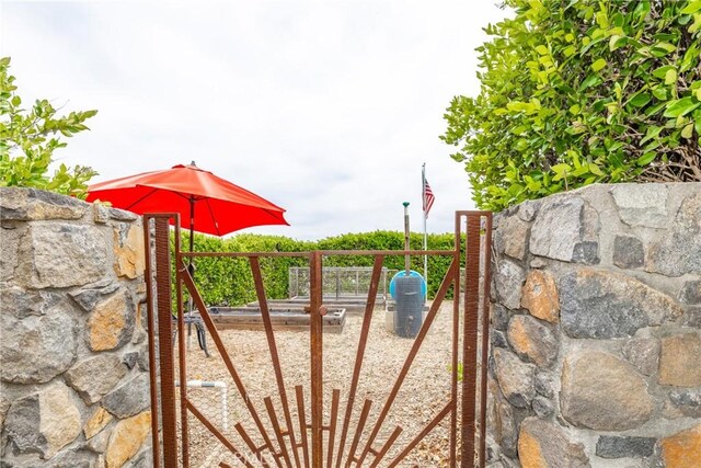 335 Rainbow Crest Rd, Fallbrook, CA 92028 - view of gate