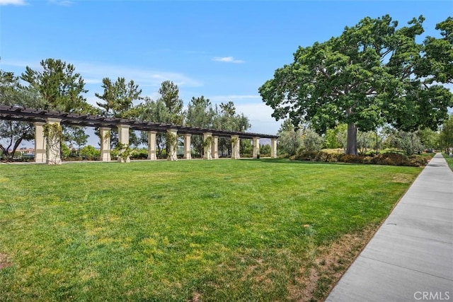 156 Barrow, Irvine, CA 92620 - surrounding community featuring a yard