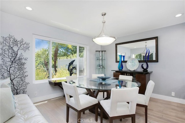 24336 Hillview Dr, Laguna Niguel, CA 92677 - dining room featuring light wood-type flooring, baseboards, and recessed lighting
