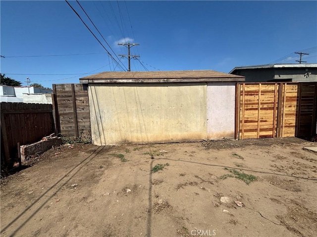 1434 W 92nd St, Los Angeles, CA 90047 - view of outbuilding