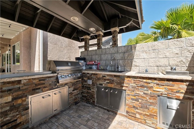 13909 Mountain View Pl, Sylmar, CA 91342 - view of patio featuring a sink