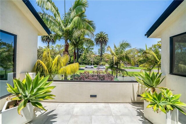 13524 Deste Dr, Pacific Palisades, CA 90272 - photo 43