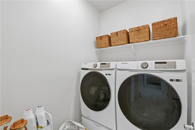 3590 E Peckham Paseo Unit 6, Ontario, CA 91761 - laundry area featuring washing machine and dryer