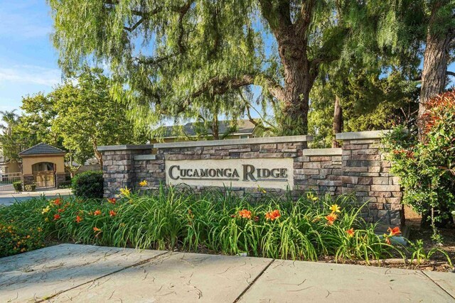 8749 Fairoaks Ct, Rancho Cucamonga, CA 91730 - view of community / neighborhood sign