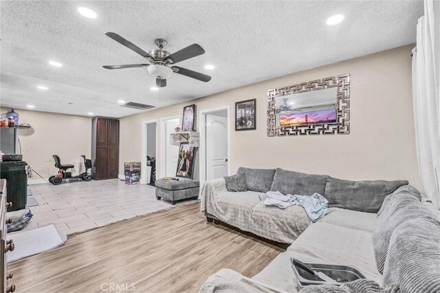 216 E 54th Th, Los Angeles, CA 90011 - photo 7
