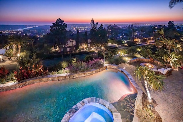 7133 Obelisco Cir, Carlsbad, CA 92009 - view of swimming pool featuring a pool with connected hot tub