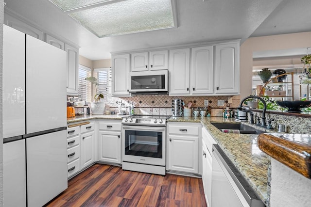 2126 Kings View Cir, Spring Valley, CA 91977 - photo 12