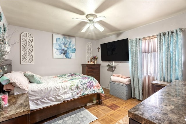 10752 Weigand Ave, Los Angeles, CA 90059 - bedroom featuring ceiling fan