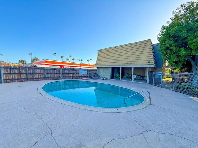 166 N 1st St Unit 18, El Cajon, CA 92021 - view of pool with a patio area