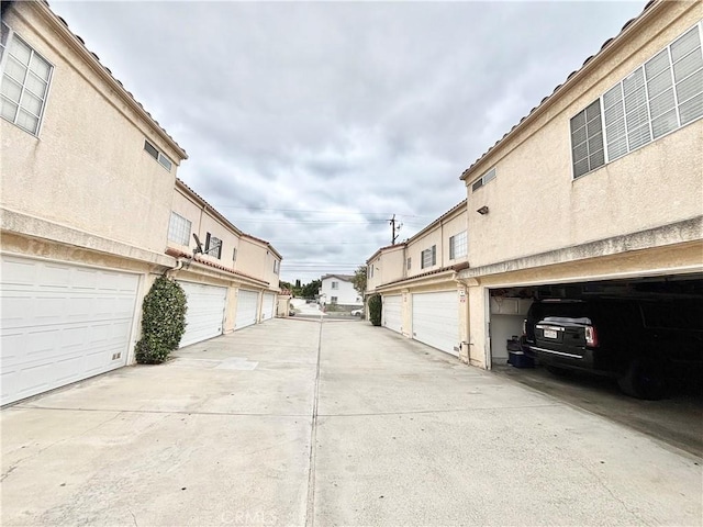 13955 Arthur Ave Unit 4, Paramount, CA 90723 - view of concrete alley