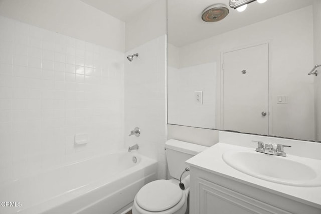 2692 Anchor Ave, Port Hueneme, CA 93041 - full bath with vanity and washtub / shower combination